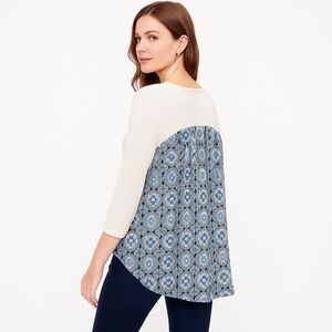 LOFT Cream Knit & Printed Back High-Low Top Size M